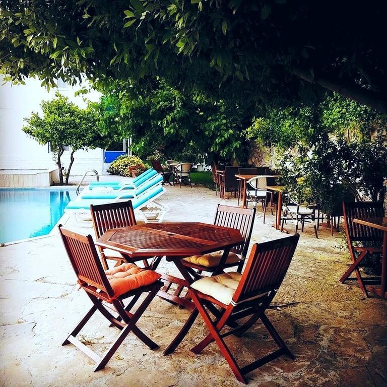 Parla Apart Hotel Çeşme Buitenkant foto