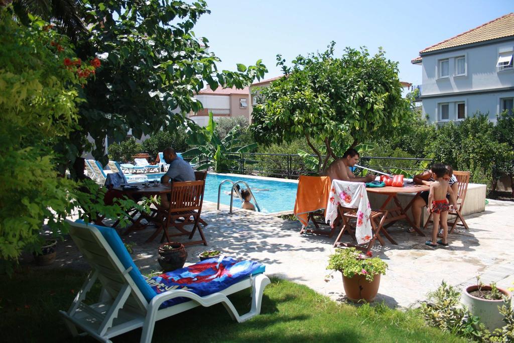 Parla Apart Hotel Çeşme Buitenkant foto