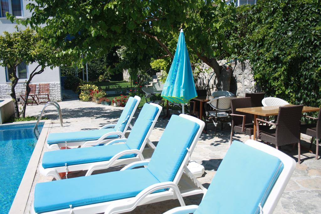 Parla Apart Hotel Çeşme Buitenkant foto