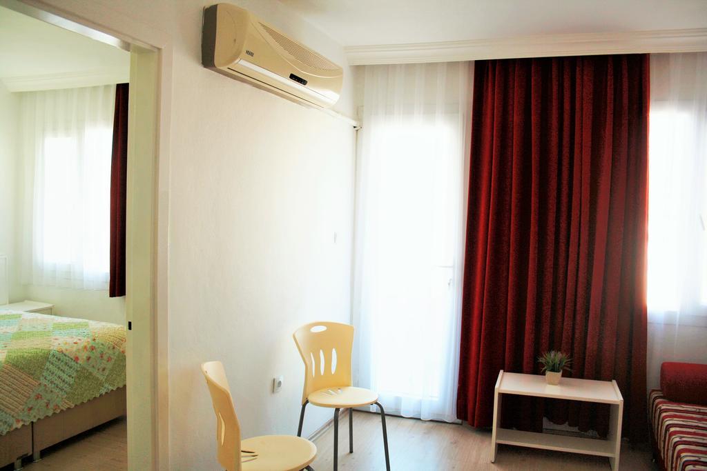 Parla Apart Hotel Çeşme Buitenkant foto