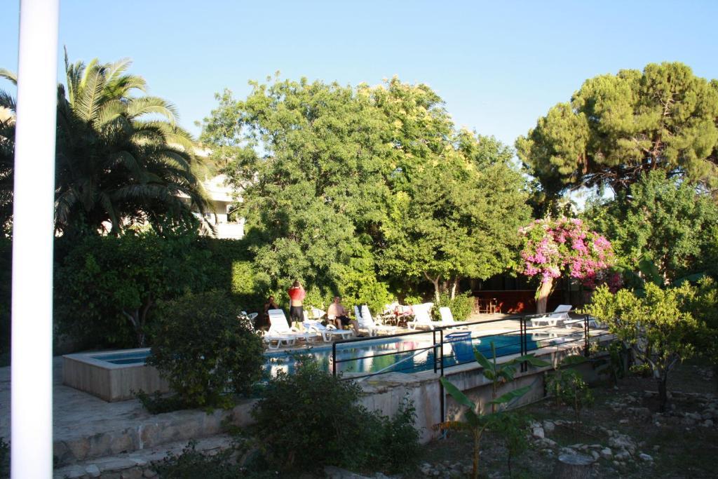 Parla Apart Hotel Çeşme Buitenkant foto