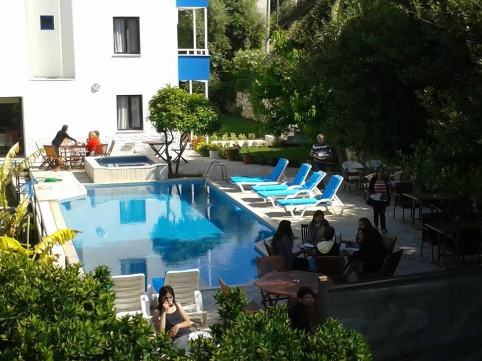 Parla Apart Hotel Çeşme Buitenkant foto